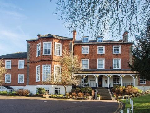 Brandshatch Place & Spa