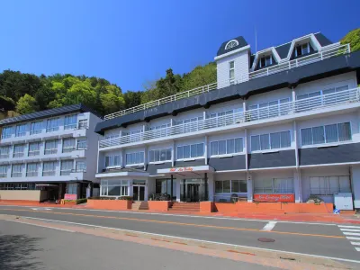 富士河口湖溫泉新世紀飯店 富士河口湖 石の博物館 寶石探しと天然石のお店附近的飯店