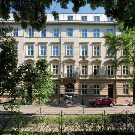 Leonardo Boutique Hotel Krakow Old Town Отели рядом с достопримечательностью «Драгонс Ден»