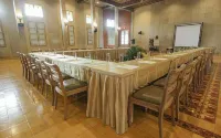 Kayu Arum Resort فنادق في Argomulyo