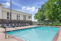Hampton Inn LaGrange Near Callaway Gardens Hotels in Troup County
