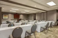 Hampton Inn & Suites Montgomery-EastChase - Bãi đậu xe