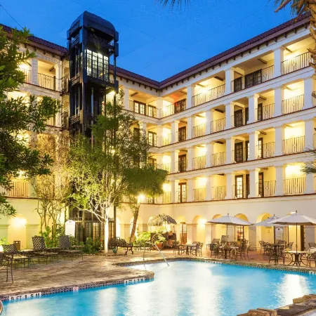 Estancia del Norte San Antonio, Tapestry Collection by Hilton