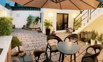 Fengjing Ancient Town Qiaowan Homestay (South Street)