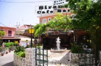 Sirena Beach
