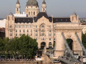 Four Seasons Hotel Gresham Palace Budapest