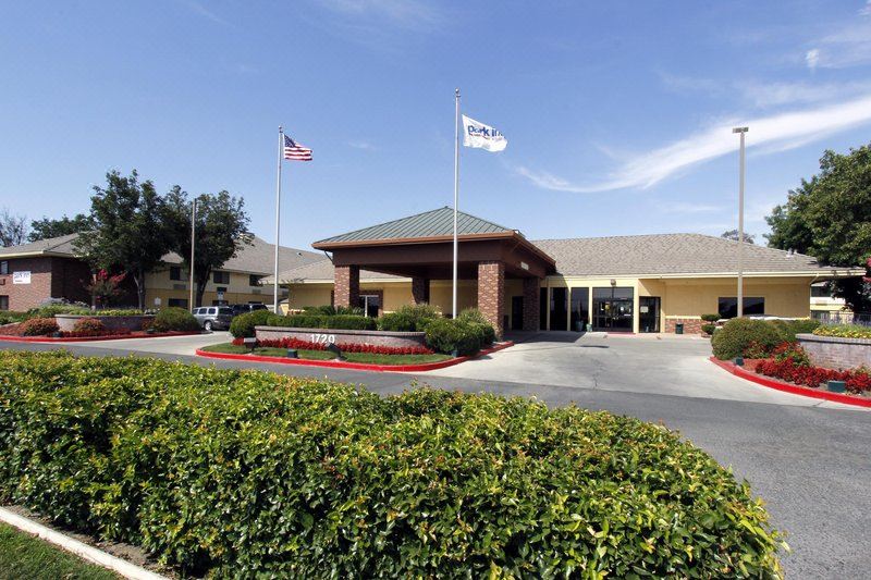 Modesto Hotel - Housity