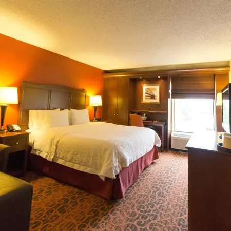 Hampton Inn Columbus-South