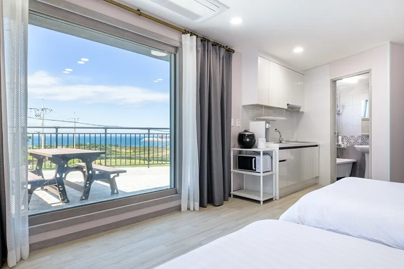 Jeju Aewol Sea & Star Pension