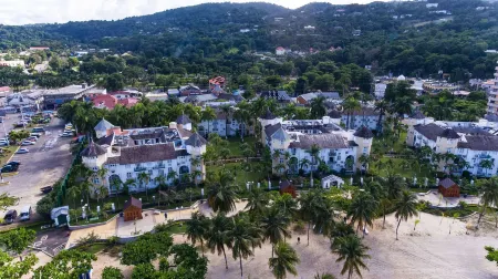 Sandcastles Beach Resort