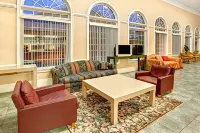 Super 8 by Wyndham Marietta/West/ATL Area - Wifi