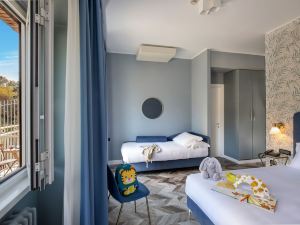 Bloom Hotel Rome