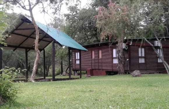 布萊德河小屋旅館