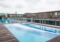 Hotel Chancellor@Orchard - Pools
