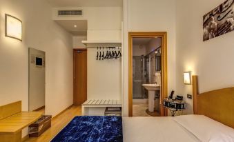 Hotel Franklin Feel the Sound