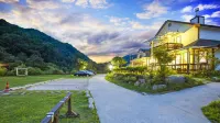 Hwacheon Parprika Yellow Pension Hotels in Hwacheon