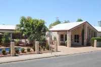Midlander Motor Inn