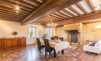 Le Manoir de Placy - Bed and Breakfast