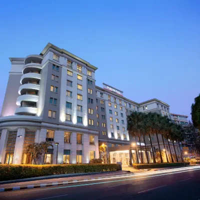PARKROYAL Yangon Hotels near Downtown Yangon
