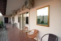 RedDoorz Near Gor Satria 3 Hotels in Kecamatan Kembaran