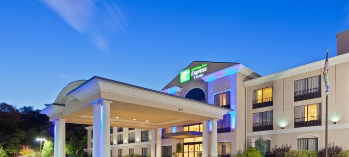 Holiday Inn Express & Suites WINCHESTER by IHG Hotels in Frederick County
