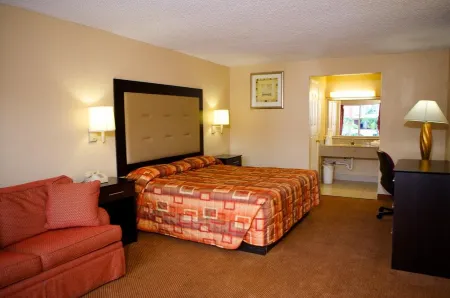 Plantation Inn Hotel and Lounge