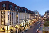 Hilton Berlin Hotels near Stadtischer Friedhof III
