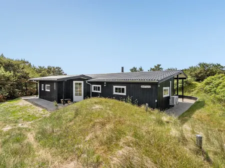 "Stefana" - 200m from the Sea Отели в г. Фанё