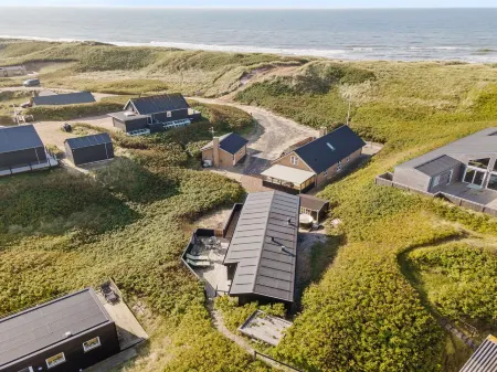 "Ayu" - 100m from the Sea