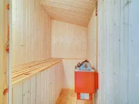 "Elinbjörn" - 1km from the Sea