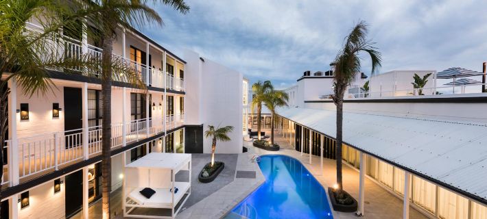Tradewinds Hotel and Suites Fremantle Отели в г. Фримантл