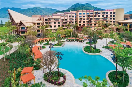 Disney Explorers Lodge Отели рядом с достопримечательностью «Цин И»