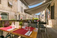 Le Central Boutique Hôtel Hotels in Beaune