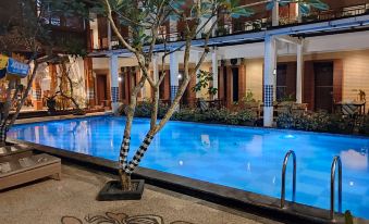 Mirabell Hotel & Convention Hall - Housity