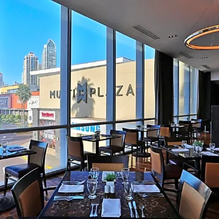 Courtyard Panama Multiplaza Mall