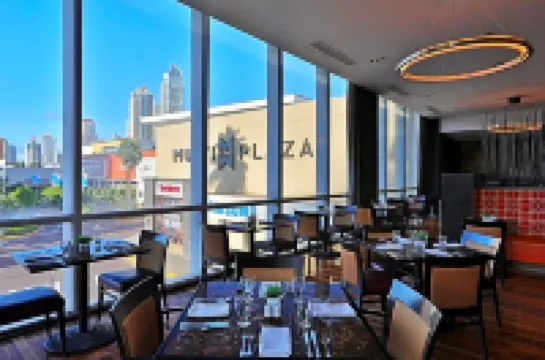 巴拿馬城綜合廣場購物中心萬怡酒店