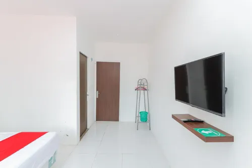 Reddoorz near RSUD Serang Hotel di Kecamatan Curug