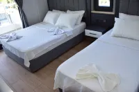 Hotel London Blue - 2-Star
