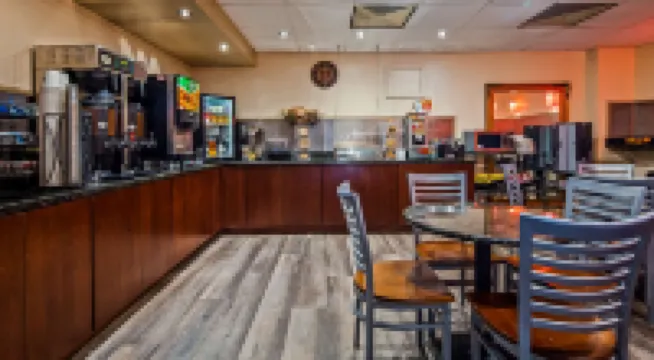Best Western Plus Coastline Inn