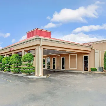 Ramada by Wyndham Murfreesboro