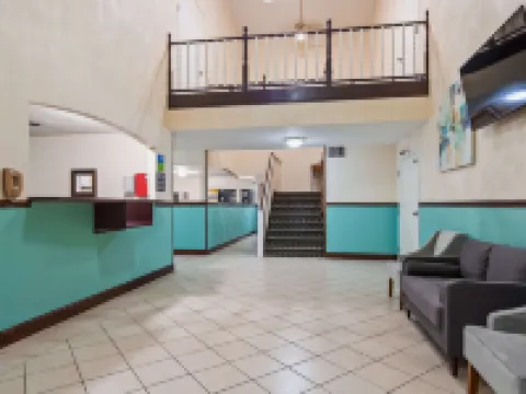 SureStay Hotel by Best Western Greenville Hotels in Bond County