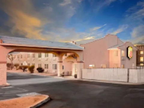 Super 8 by Wyndham Yucca Val/Joshua Tree Nat Pk Area Hotels in Yucca Valley