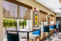 Comfort Suites Wooster Near University Campus Hotels in Wooster Township
