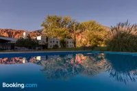 Hotel El Manantial del Silencio โรงแรมใน