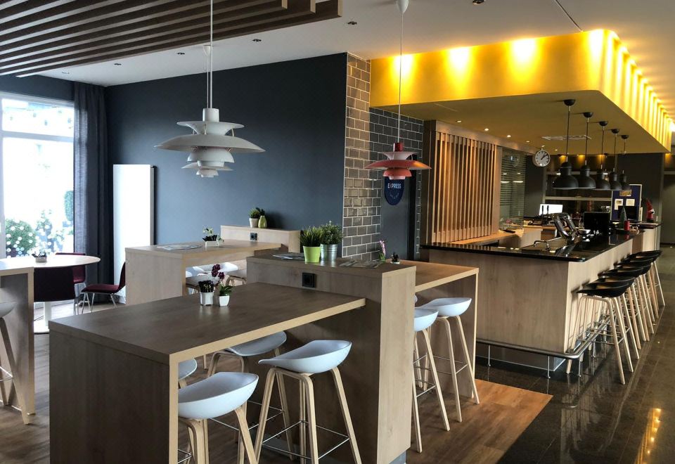 Holiday Inn Express Frankfurt Messe