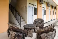 RedDoorz at Putri Syariah Brebes Hotel a Ciledug