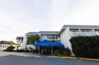 Dana Point Marina Inn