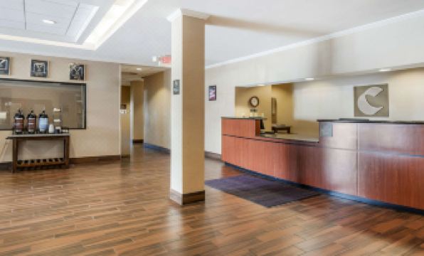 Comfort Inn & Suites