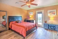 Dreamy Desert Studio w/ Deck + Pool Access!