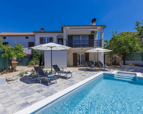 Reaa Hotels in Barban